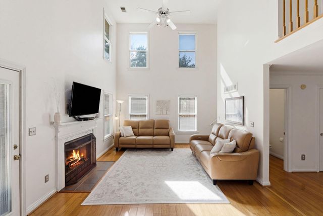 704 Maple Ridge Lane, Lexington, KY 40509