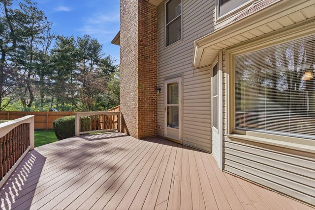 704 Maple Ridge Lane, Lexington, KY 40509