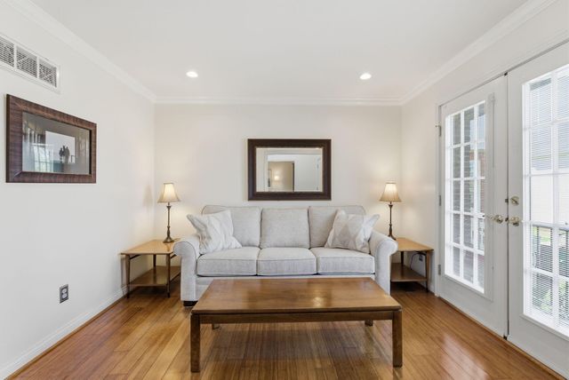 704 Maple Ridge Lane, Lexington, KY 40509