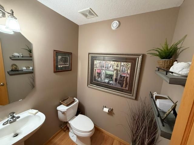 21073 Lander Street NW, Elk River, MN 55330