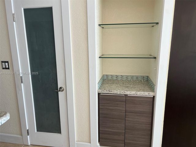 2501 S Ocean Dr 1112, Hollywood, FL 33019