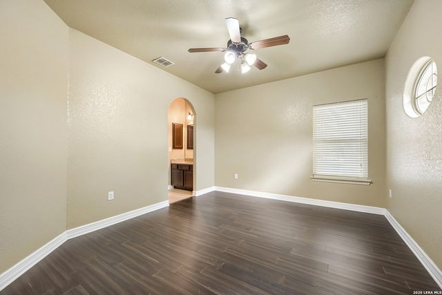 12230 Old Stillwater, San Antonio, TX 78254