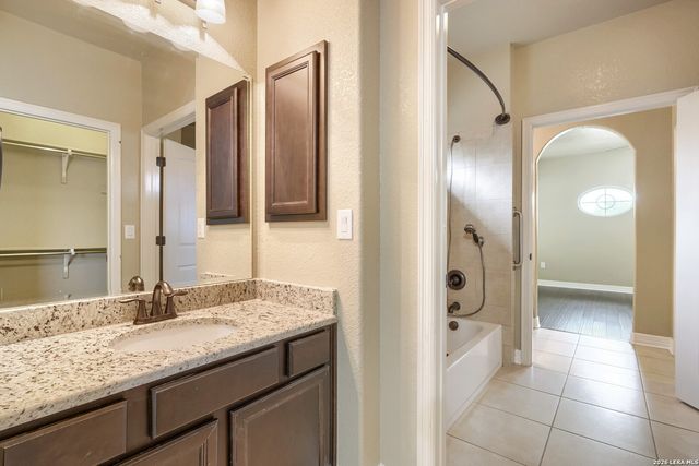 12230 Old Stillwater, San Antonio, TX 78254
