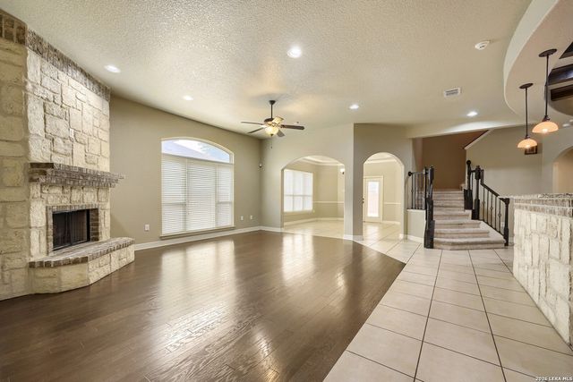 12230 Old Stillwater, San Antonio, TX 78254