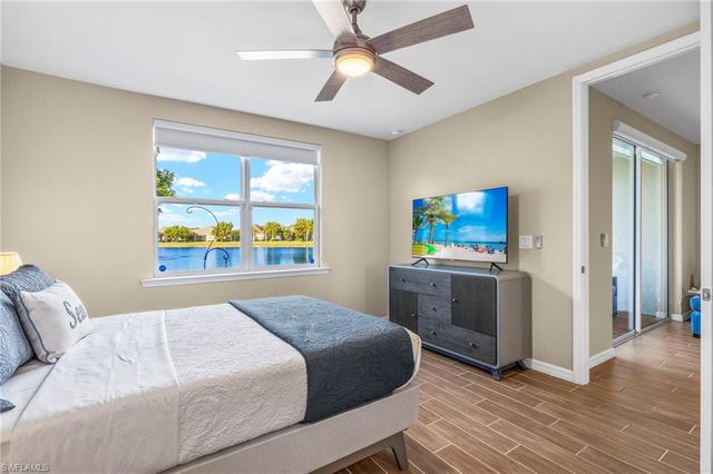 14644 Edgewater CIR, Naples, FL 34114