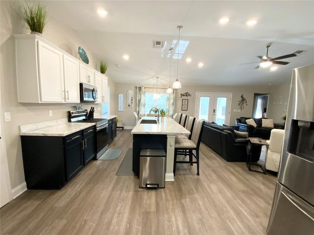 692 HOWARD ROAD, Auburndale, FL 33823