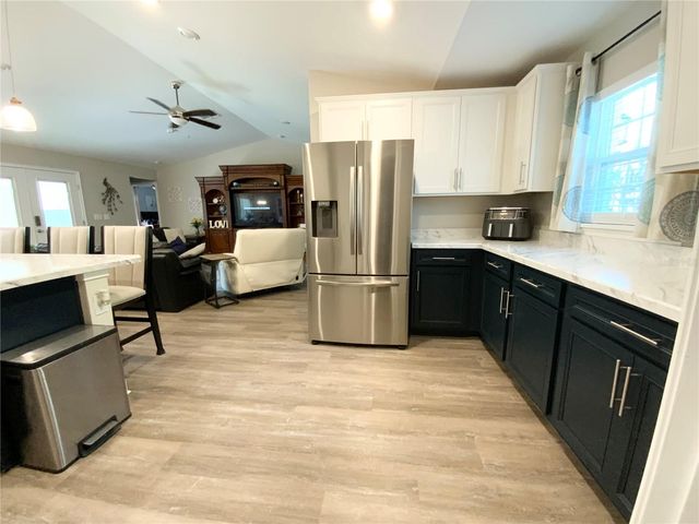 692 HOWARD ROAD, Auburndale, FL 33823