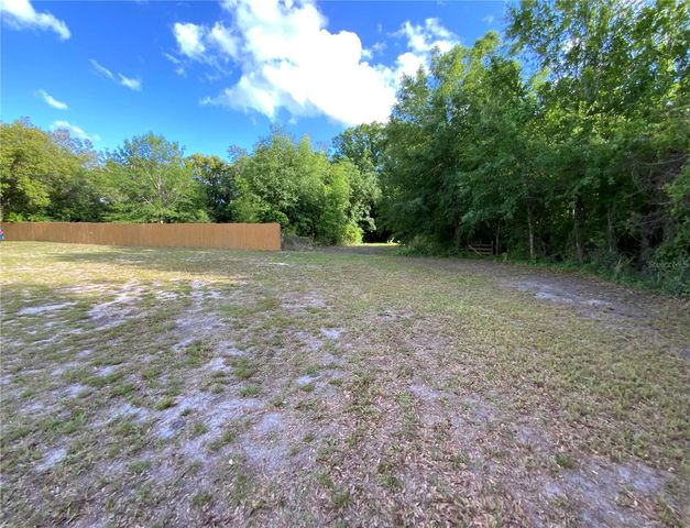 692 HOWARD ROAD, Auburndale, FL 33823