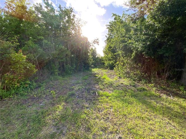 692 HOWARD ROAD, Auburndale, FL 33823