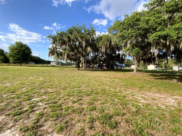 692 HOWARD ROAD, Auburndale, FL 33823