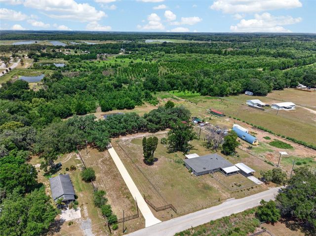 692 HOWARD ROAD, Auburndale, FL 33823