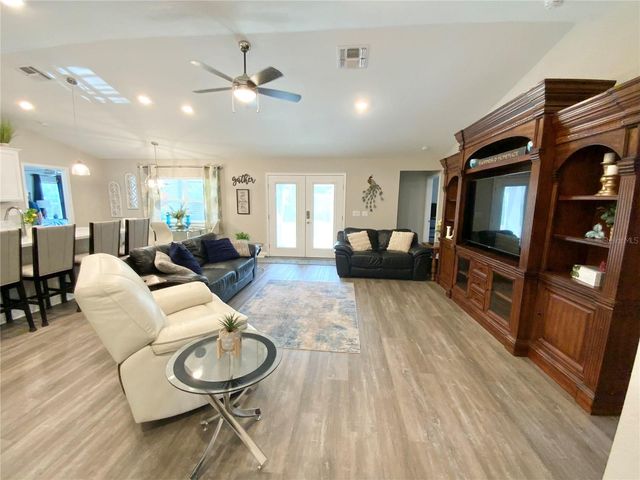 692 HOWARD ROAD, Auburndale, FL 33823
