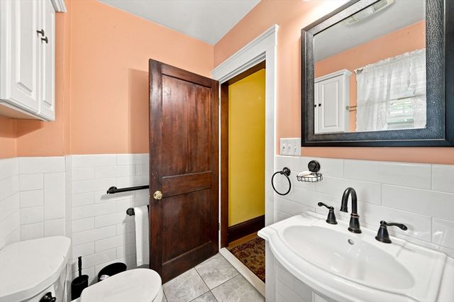 42 Norway, Boston, MA 02136