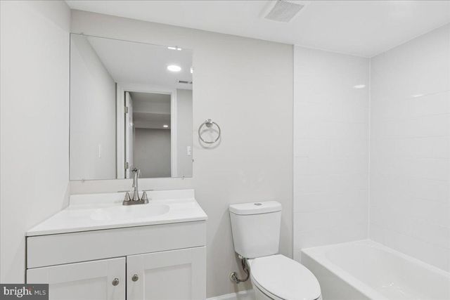 114 CEDAR HILL RD, Brooklyn, MD 21225