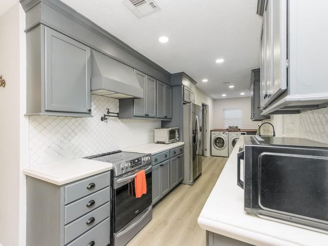 2011 NANCY ANN TERRACE, Ocoee, FL 34761