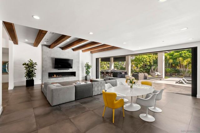 6850 Avenida de la Ronda, Rancho Santa Fe, CA 92067