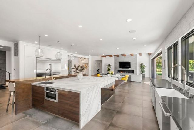 6850 Avenida de la Ronda, Rancho Santa Fe, CA 92067