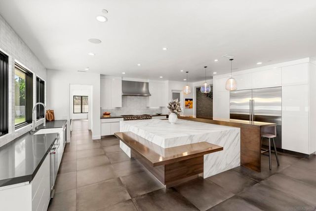 6850 Avenida de la Ronda, Rancho Santa Fe, CA 92067