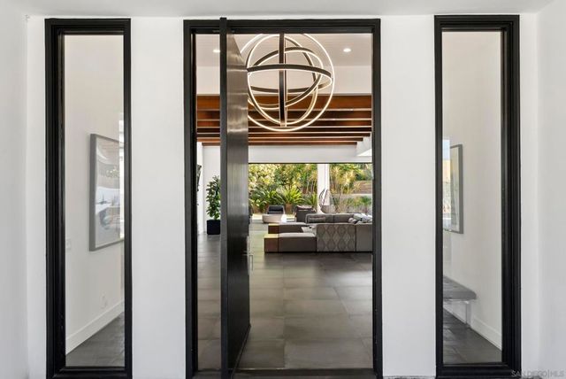 6850 Avenida de la Ronda, Rancho Santa Fe, CA 92067