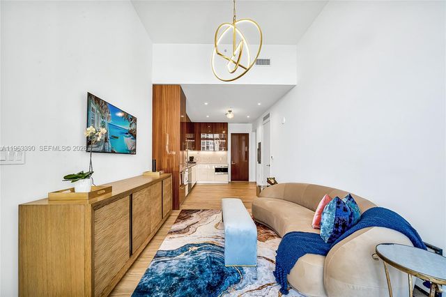 2655 S Bayshore Dr 706, Miami, FL 33133