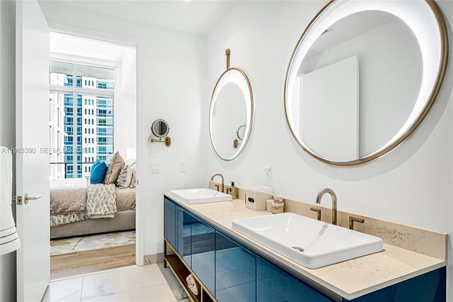 2655 S Bayshore Dr 706, Miami, FL 33133