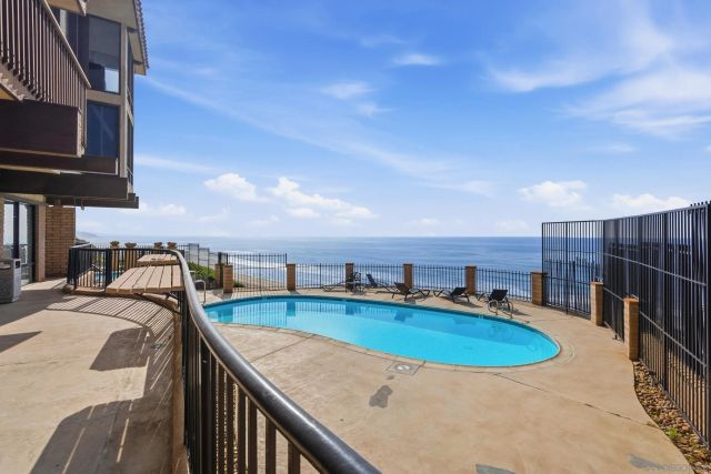 190 Del Mar Shores Terrace 69, Solana Beach, CA 92075