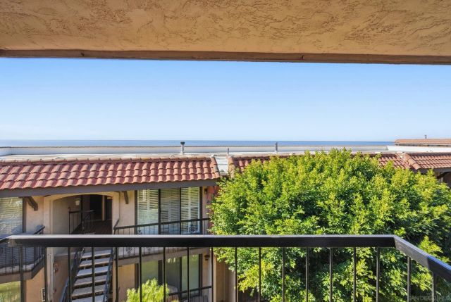 190 Del Mar Shores Terrace 69, Solana Beach, CA 92075