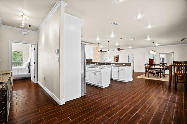 592 RS County Road 1151, Emory, TX 75440