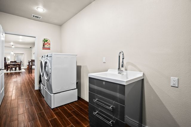 592 RS County Road 1151, Emory, TX 75440
