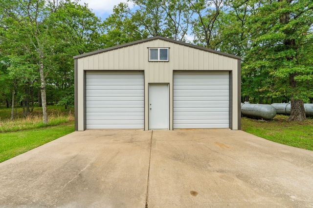 592 RS County Road 1151, Emory, TX 75440