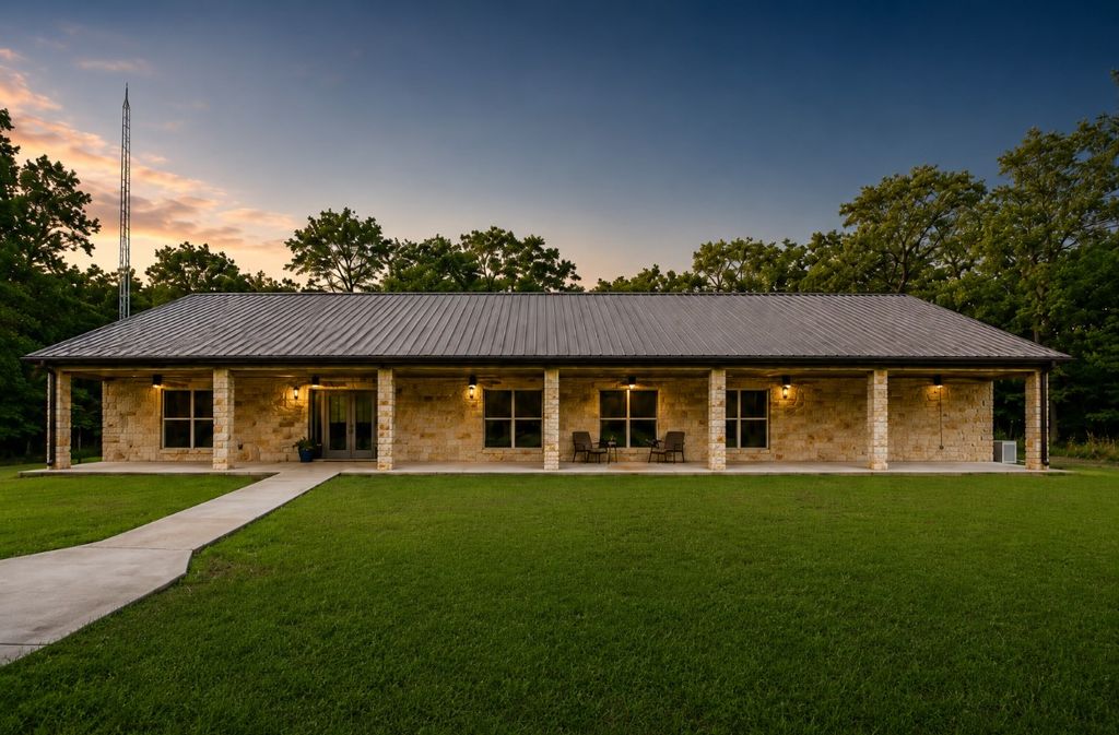 592 RS County Road 1151, Emory, TX 75440