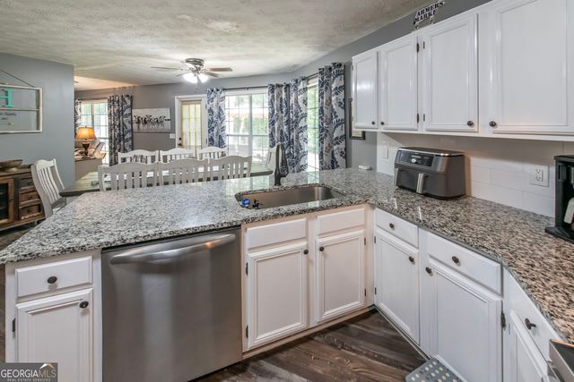 4108 Churchill Court, Winston, GA 30187