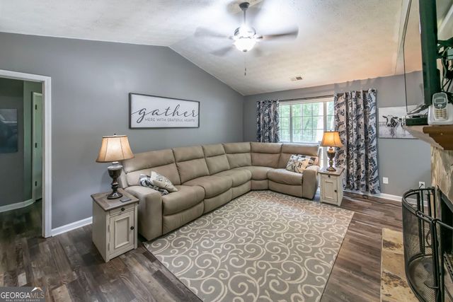 4108 Churchill Court, Winston, GA 30187