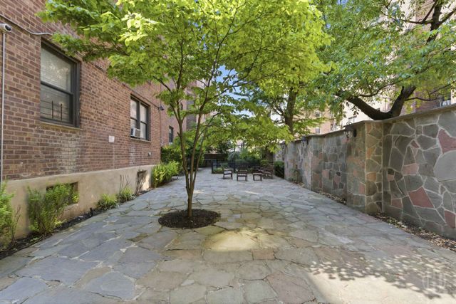 3727 86th St Apt 6N, New York City, NY 11372