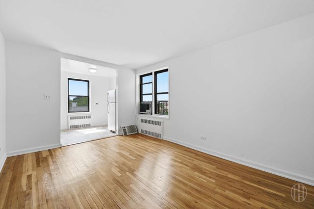 3727 86th St Apt 6N, New York City, NY 11372