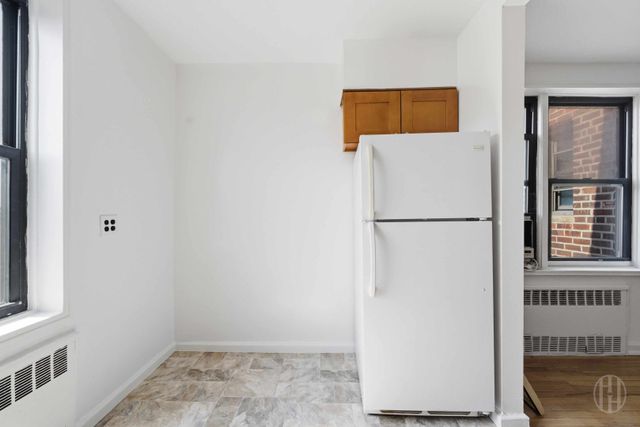 3727 86th St Apt 6N, New York City, NY 11372