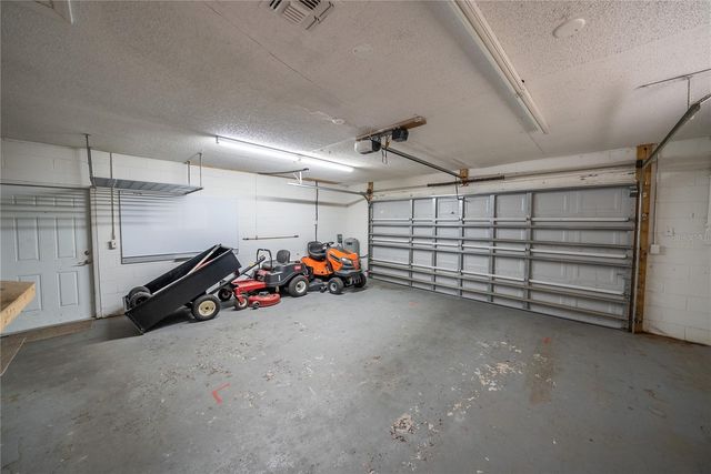 1700 NE 91ST PLACE, Anthony, FL 32617