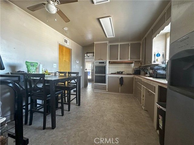 14822 Rodeo Drive, Victorville, CA 92395