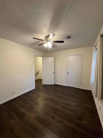 292 Donna Dr Apt D, Hendersonville, TN 37075