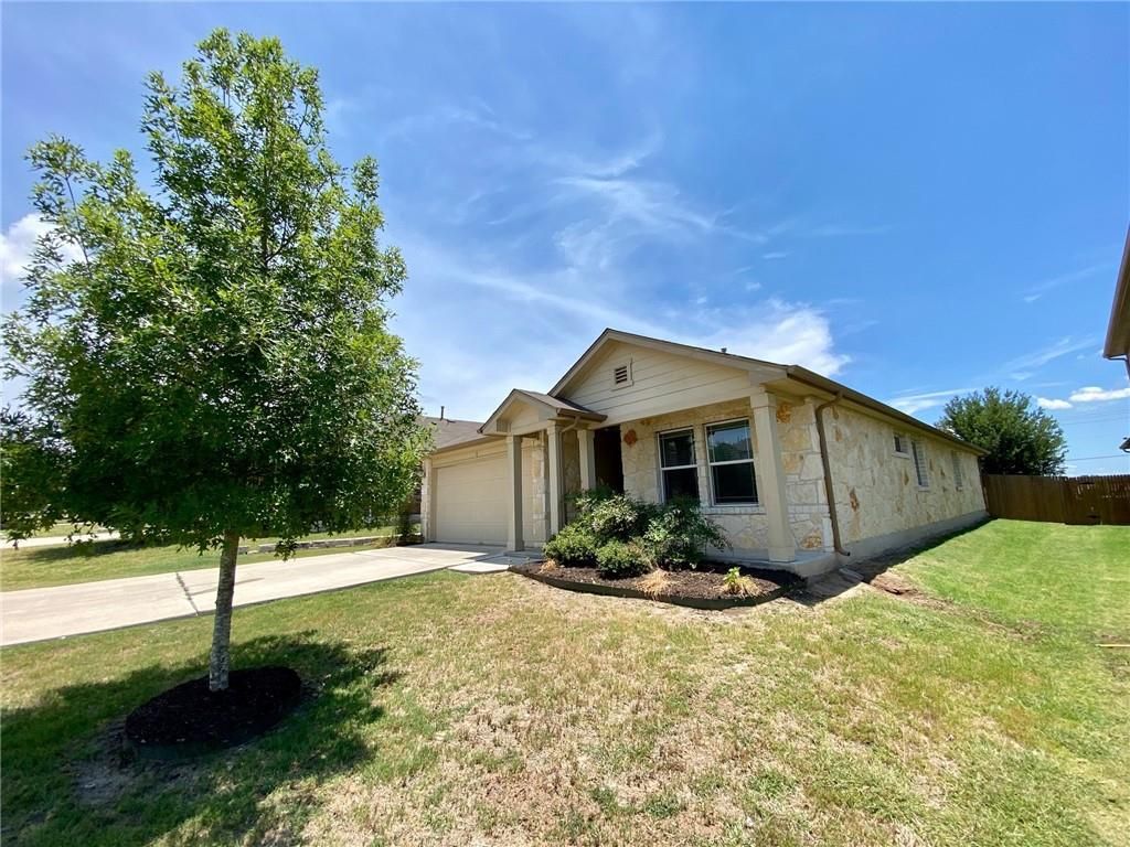 120 Chickadee CV, Kyle, TX 78640