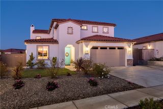 1275 Grand Meadow Way, Santa Maria, CA 93455