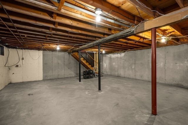 12 Allen Park Dr, Wilmington, MA 01887