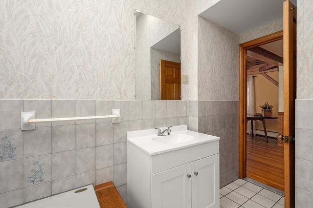 12 Allen Park Dr, Wilmington, MA 01887