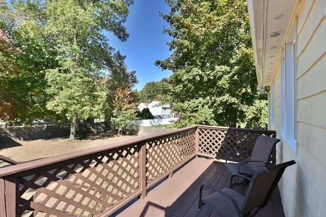 12 Allen Park Dr, Wilmington, MA 01887