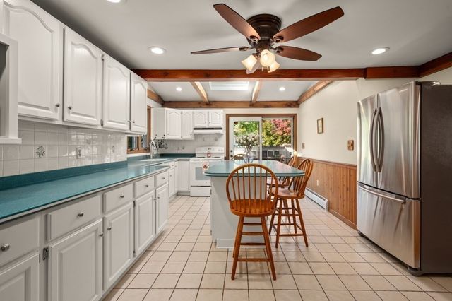 12 Allen Park Dr, Wilmington, MA 01887