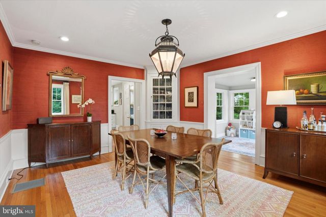 7 FARM RD, Wayne, PA 19087