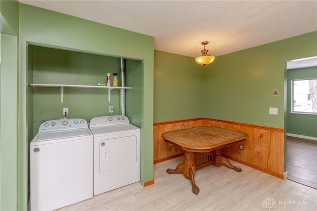 38 Lindway Drive, Fairborn, OH 45324