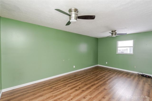 38 Lindway Drive, Fairborn, OH 45324