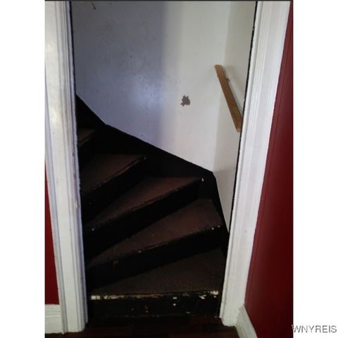 81 Thompson Street, Buffalo, NY 14207