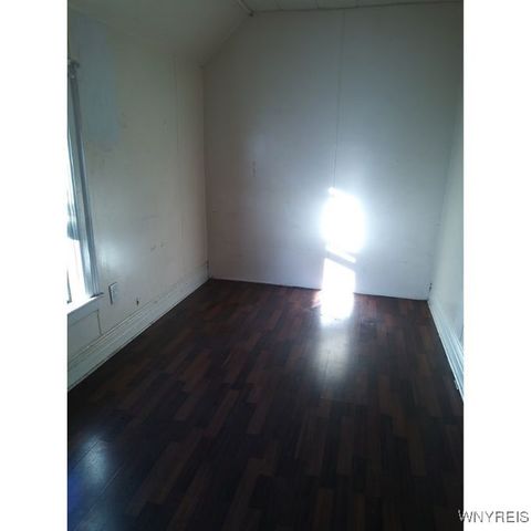 81 Thompson Street, Buffalo, NY 14207